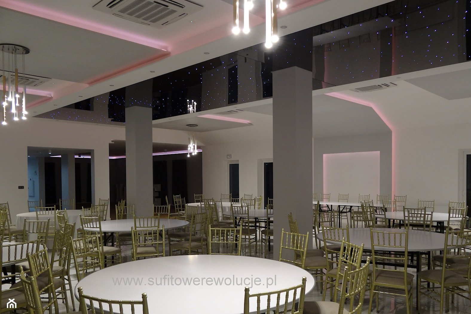 sala weselna - zdjęcie od Sufitowe Rewolucje - sufity napinane kompleksowy montaż - Homebook