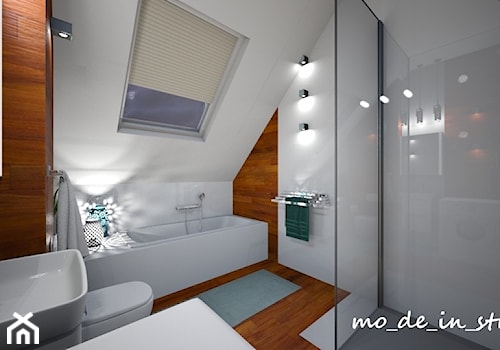 Łazienka na poddaszu - Średnia na poddaszu z pralką / suszarką z punktowym oświetleniem łazienka z oknem, styl nowoczesny - zdjęcie od mo-de-in-studio