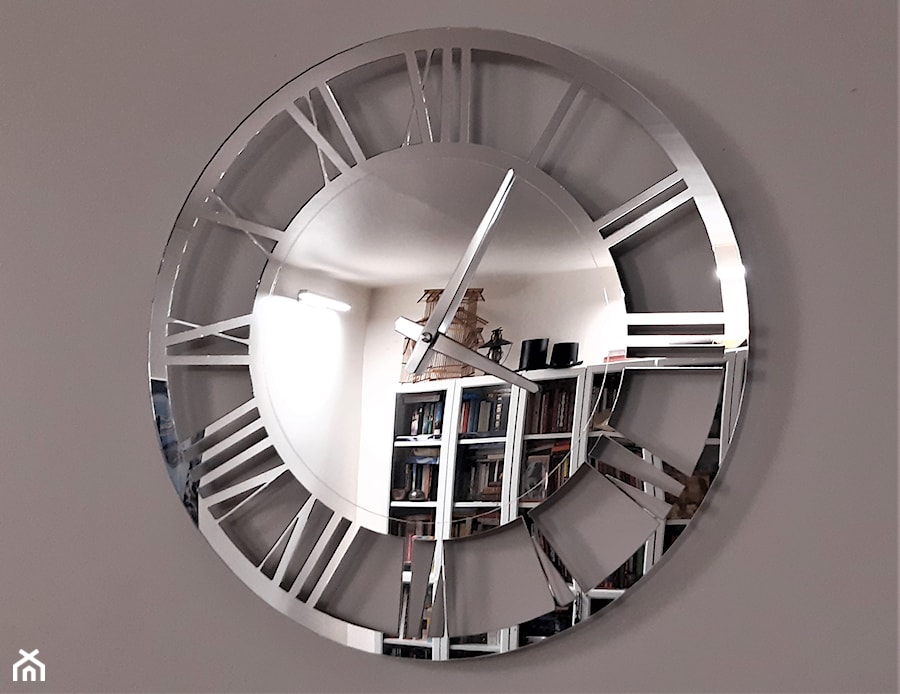 wykonany z lustra akrylowego zegar ścienny - zdjęcie od 4FunDesign