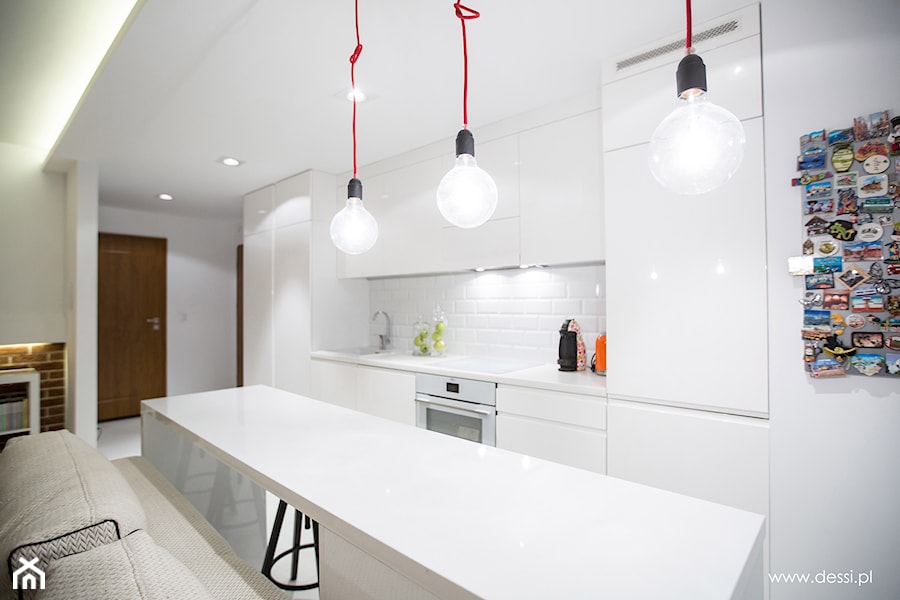 Mieszkanie w bieli - Kuchnia, styl nowoczesny - zdjęcie od Dessi