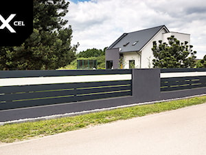 Nowoczesne ogrodzenie aluminiowe Horizon Massive - zdjęcie od XCEL Ogrodzenia