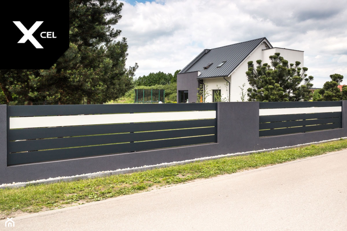Nowoczesne ogrodzenie aluminiowe Horizon Massive - zdjęcie od XCEL Ogrodzenia - Homebook