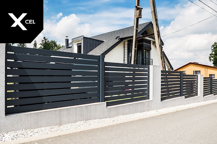 Grafitowe ogrodzenie aluiminiowe - zdjęcie od XCEL Ogrodzenia