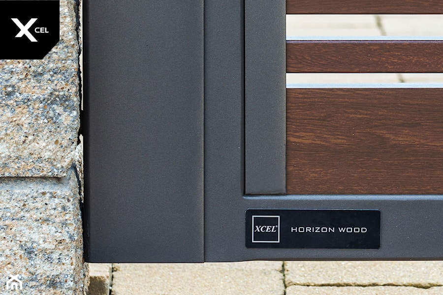 Drewnopodobne ogrodzenie aluminiowe Xcel Horizon Wood - zdjęcie od XCEL Ogrodzenia