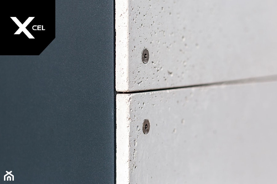 Shades of Grey. Nowoczesne ogrodzenie Xcel: Horizon Massive + Rockina Cubero - Ogród, styl nowoczesny - zdjęcie od XCEL Ogrodzenia