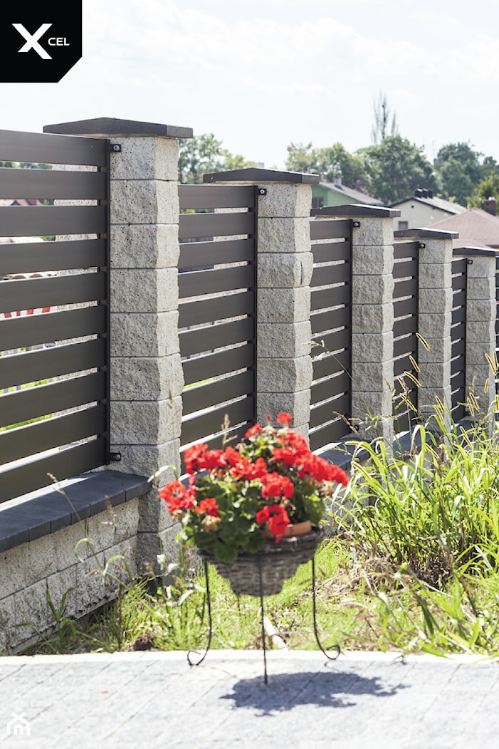 Tradycyjne ogrodzenie z aluminium - zdjęcie od XCEL Ogrodzenia - Homebook