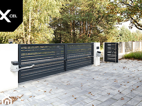 Aranżacje wnętrz - Ogród: Nowoczesne czarne ogrodzenie aluminiowe - Horizon Wood - XCEL Ogrodzenia. Przeglądaj, dodawaj i zapisuj najlepsze zdjęcia, pomysły i inspiracje designerskie. W bazie mamy już prawie milion fotografii!