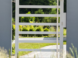 Aluminiowe ogrodzenie Horizon Lite - zdjęcie od XCEL Ogrodzenia