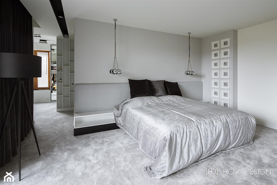 HOLA_25 - Duża szara sypialnia z garderobą, styl nowoczesny - zdjęcie od HOLA DESIGN