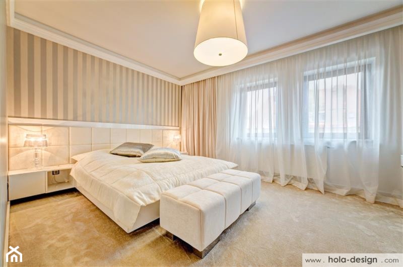HOLA_12 - Duża beżowa szara sypialnia, styl glamour - zdjęcie od HOLA DESIGN