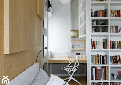 Bliżej świata - Średnia brązowa szara z biurkiem sypialnia, styl nowoczesny - zdjęcie od HOLA DESIGN