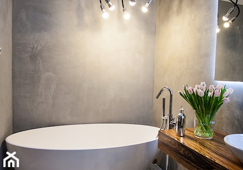 Realizacja łazienki z wanną wolnostojącą - Mała bez okna z lustrem łazienka, styl minimalistyczny - zdjęcie od LIL'LET arch. Karolina Lewandowska