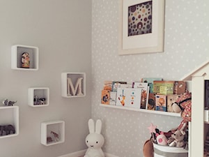 WNĘTRZA - zdjęcia z realizacji - Średni szary pokój dziecka dla dziecka dla dziewczynki, styl vintage - zdjęcie od ILLUMISTUDIO