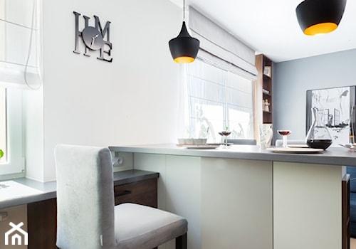 Mała biała jadalnia w salonie, styl nowoczesny - zdjęcie od Fabryka Nastroju Izabela Szewc