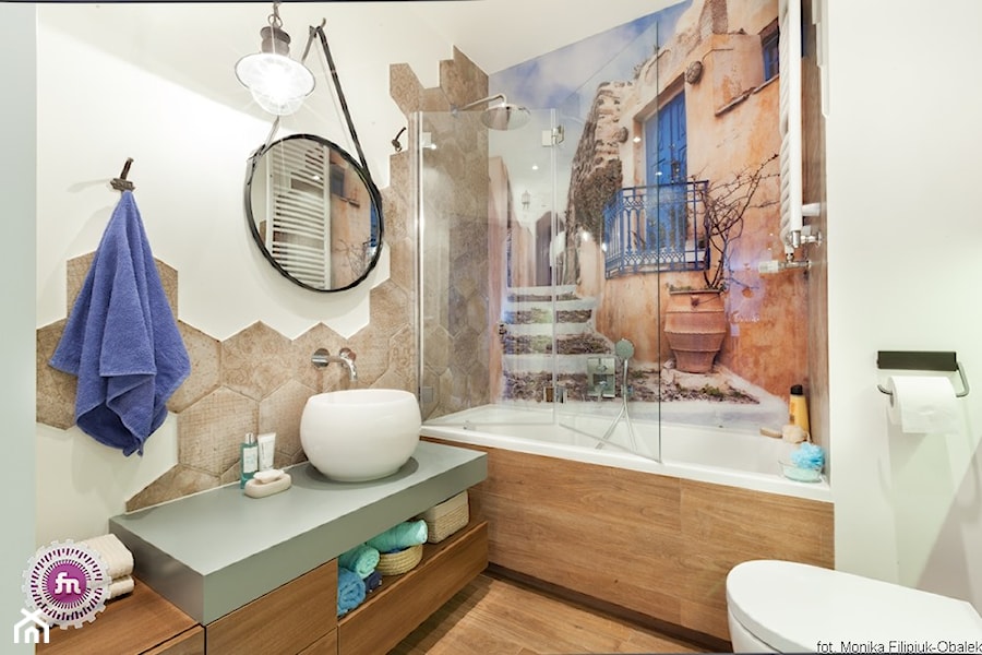 Mała bez okna ze szkłem na ścianie łazienka, styl nowoczesny - zdjęcie od Fabryka Nastroju Izabela Szewc
