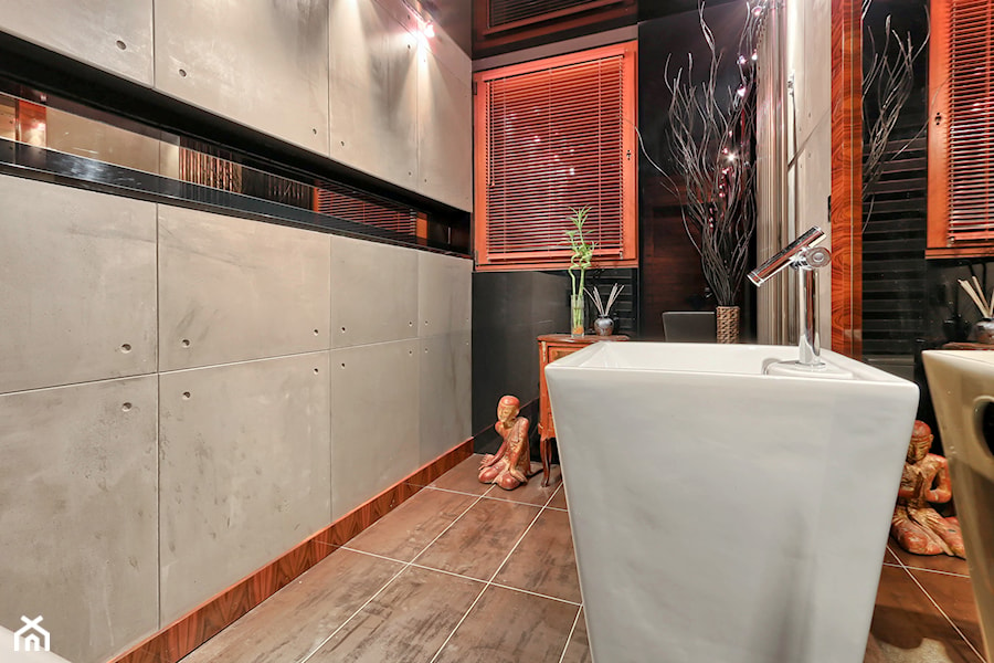 Beton architektoniczny w łazience - Średnia łazienka z oknem, styl nowoczesny - zdjęcie od Elkamino Dom