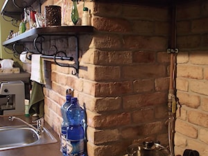 Płytki stara cegła skalna - Kuchnia - zdjęcie od Elkamino Dom