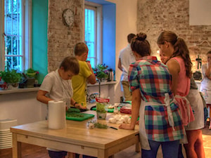 Pop up Szkoły Gotowania Little Chef A D Retail Store Design Konkurs