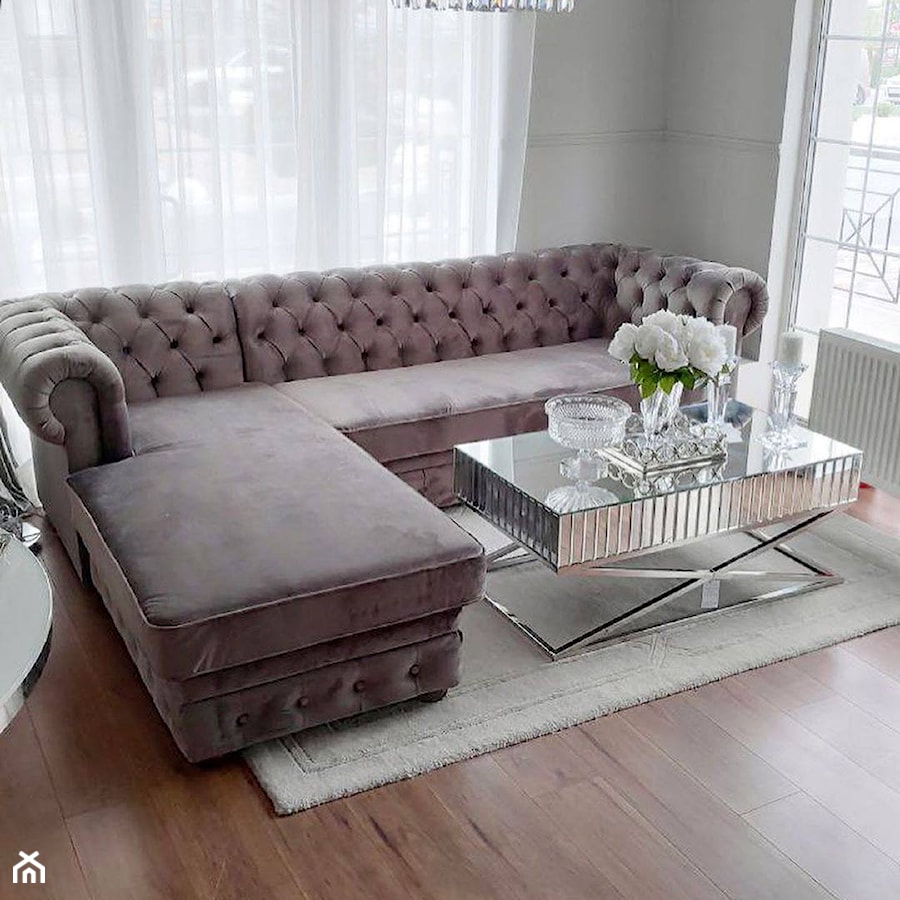 Salon w stylu klasycznym - meble tapicerowane sofa narożnik glamour - zdjęcie od PRIMAVERA-HOME.COM