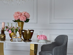 Meble tapicerowane - eleganckie nowoczesne krzesła w stylu Glmaour - zdjęcie od PRIMAVERA-HOME.COM