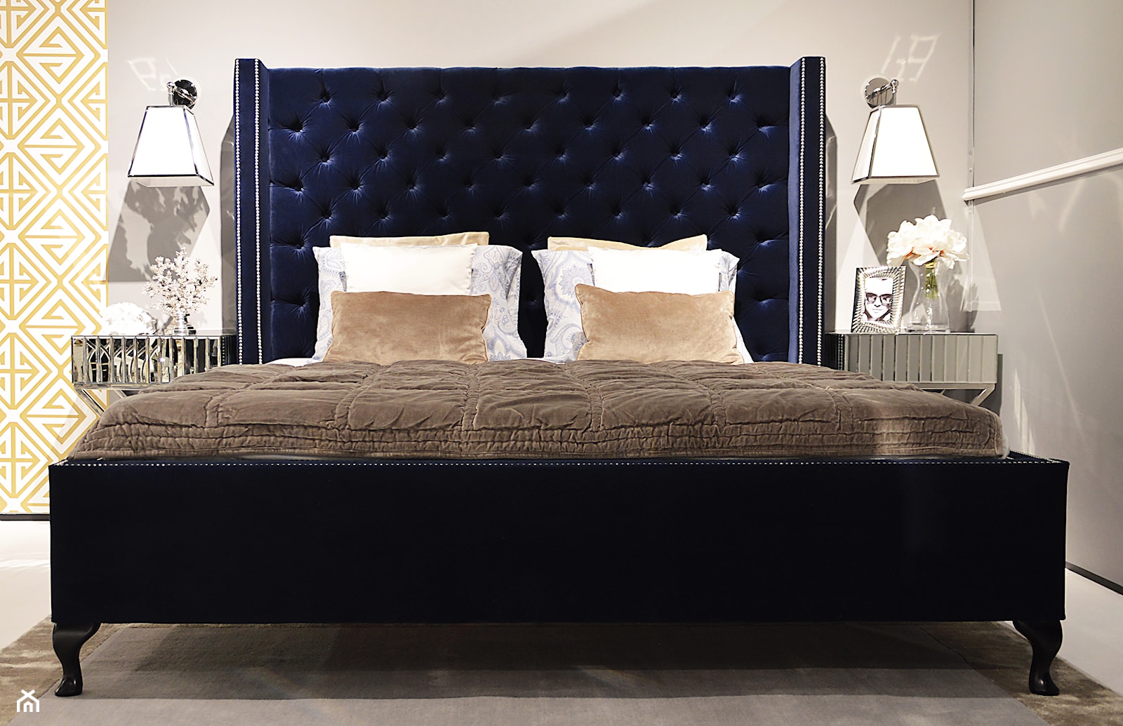 Łóżko sypialniane glamour - zdjęcie od PRIMAVERA-HOME.COM - Homebook