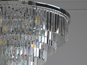 Oświetlenie - kryształowy nowoczesny żyrandol w tyslu Glamour - zdjęcie od PRIMAVERA-HOME.COM