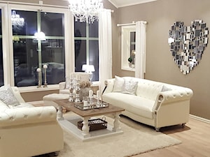 Nowoczesna sofa bała MODERN GLAMOUR - Salon, styl prowansalski - zdjęcie od PRIMAVERA-HOME.COM