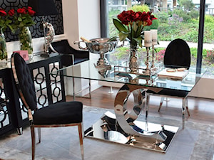 Stół i krzesła do jadalni ze stali w stylu Glamour i Nowoczesnym - Średnia biała jadalnia jako osobne pomieszczenie, styl glamour - zdjęcie od PRIMAVERA-HOME.COM