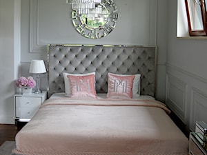 Nowoczesna elegancka sypialnia w stylu Glamour - zdjęcie od PRIMAVERA-HOME.COM