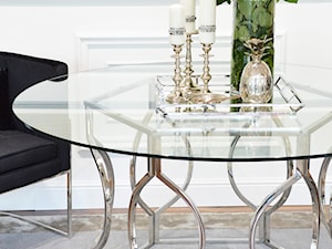 Stół i krzesła do jadalni ze stali w stylu Glamour i Nowoczesnym - Mały biały szary salon, styl nowoczesny - zdjęcie od PRIMAVERA-HOME.COM