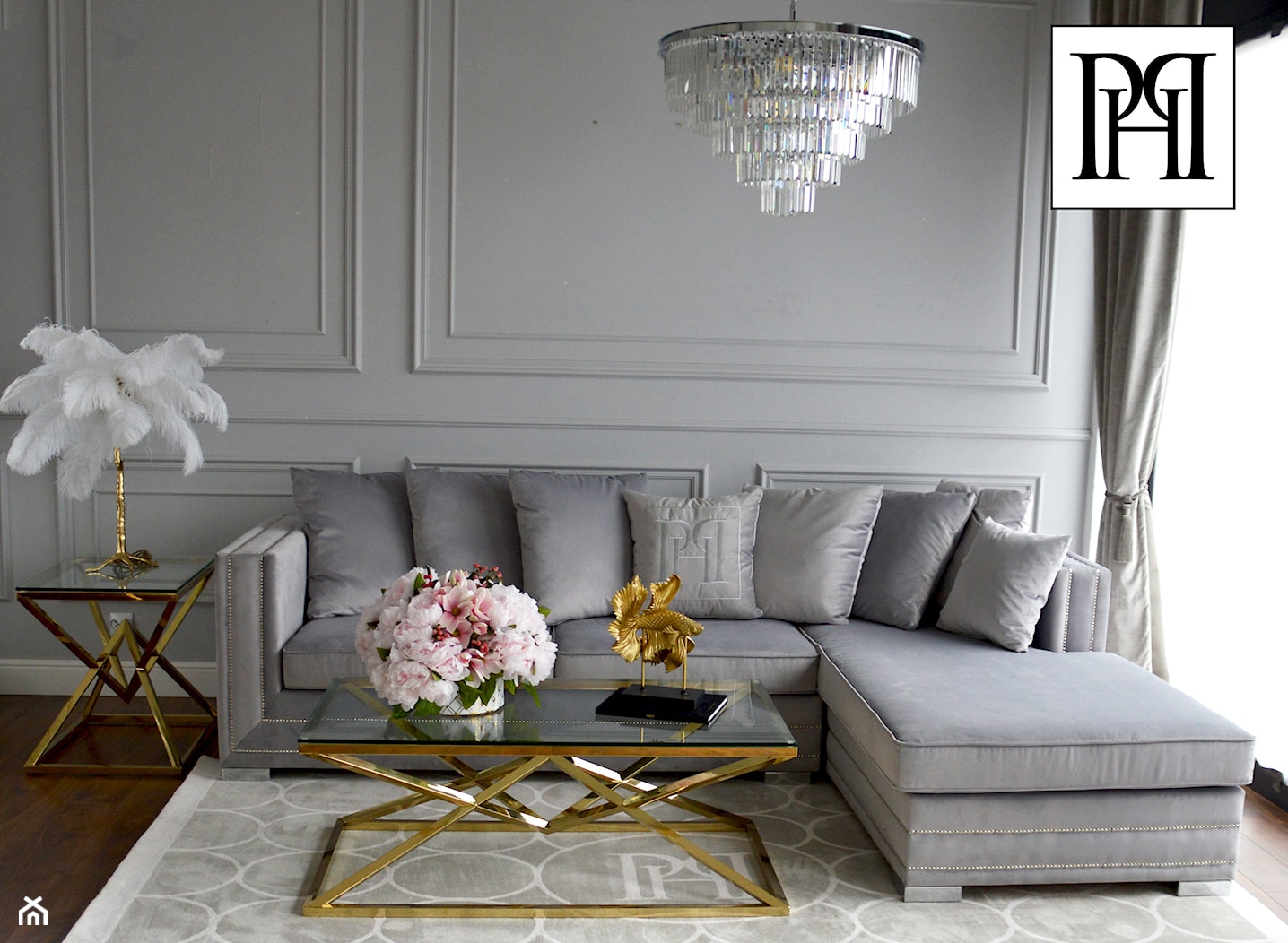 Meble tapicerowane w stylu Glamour - nowoczesna sofa narożna - zdjęcie od PRIMAVERA-HOME.COM - Homebook