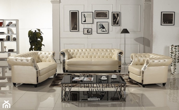 Nowoczesna sofa bała MODERN GLAMOUR - Średni biały salon z bibiloteczką, styl glamour - zdjęcie od PRIMAVERA-HOME.COM