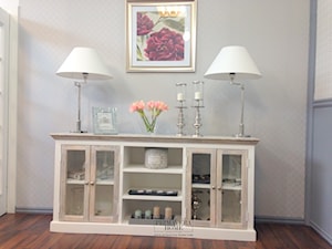 Wnetrza w stylu Hamptons - Mały średni salon, styl glamour - zdjęcie od PRIMAVERA-HOME.COM
