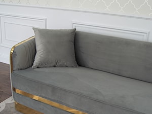 Sofa w stylu Glamour - elegancki salon - zdjęcie od PRIMAVERA-HOME.COM