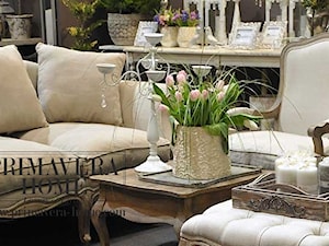 Wnętrza w stulu PROWANSALSKIM I SHABBY CHIC - Średni czarny salon, styl glamour - zdjęcie od PRIMAVERA-HOME.COM