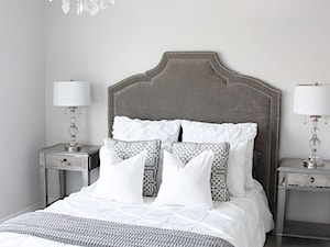 Łóżko tapicerowane oraz lustrzane szafki nocne - zdjęcie od PRIMAVERA-HOME.COM