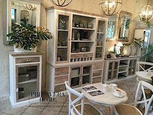 Wnętrza w stulu PROWANSALSKIM I SHABBY CHIC - Salon, styl prowansalski - zdjęcie od PRIMAVERA-HOME.COM