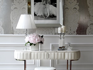 Salon sypialnia w stylu glamour -konsola glamour - zdjęcie od PRIMAVERA-HOME.COM