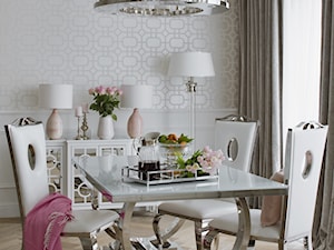 Apartament w stulu Glamour - luksusowe wnetrza: salon, sypialnia, kuchnia, łazie - Średnia biała jadalnia w salonie - zdjęcie od PRIMAVERA-HOME.COM