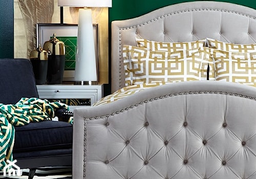 Łóżka tapicerowane w stylu nowojorskim i glamour - Mała niebieska zielona sypialnia, styl glamour - zdjęcie od PRIMAVERA-HOME.COM
