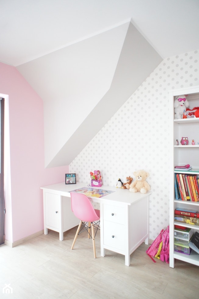 Pokój małej tancerki - Średni biały różowy szary pokój dziecka dla dziecka dla dziewczynki - zdjęcie od Anna Wrona