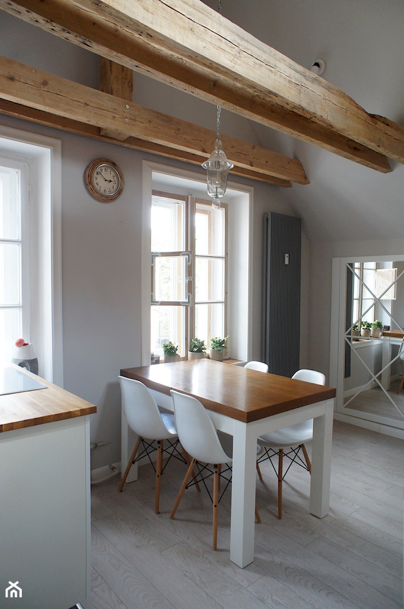 Moje mieszkanie - Średnia szara jadalnia w salonie, styl skandynawski - zdjęcie od Anna Wrona