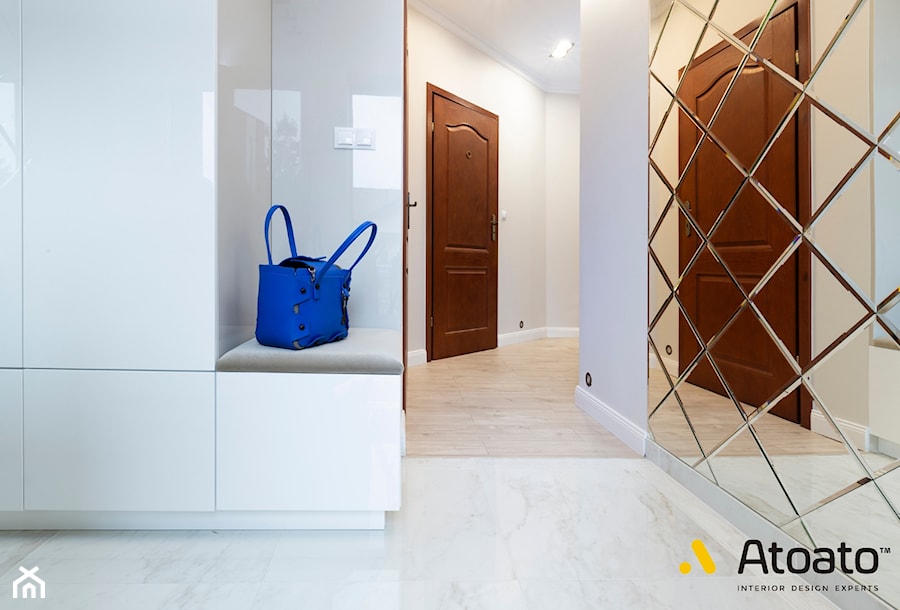 korytarz w stylu glamour - zdjęcie od Studio Projektowe Atoato
