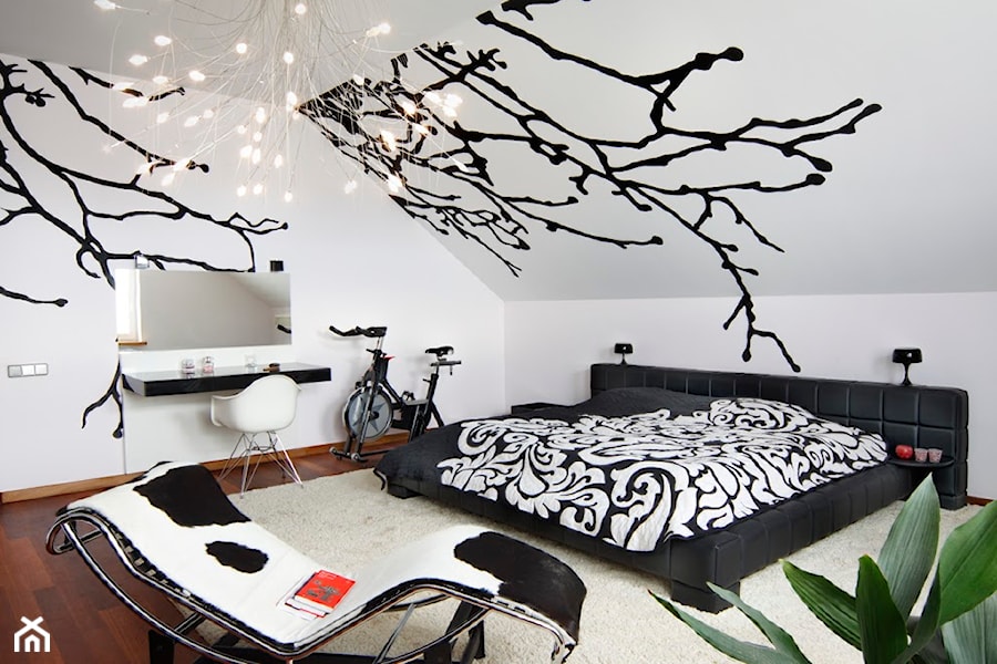 rezydencja - Duża biała z biurkiem sypialnia na poddaszu, styl nowoczesny - zdjęcie od Studio Projektowe Atoato