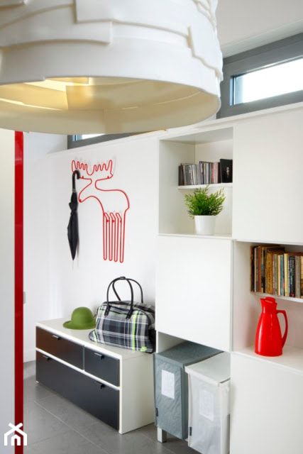mieszkanie trzy kolory - Hol / przedpokój, styl nowoczesny - zdjęcie od Studio Projektowe Atoato - Homebook