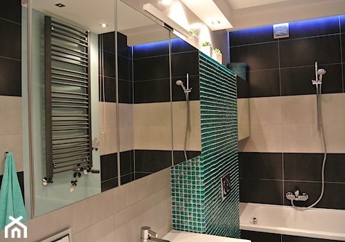 Turkusowa łazienka - Średnia na poddaszu bez okna łazienka, styl nowoczesny - zdjęcie od Justyna Lewicka Design