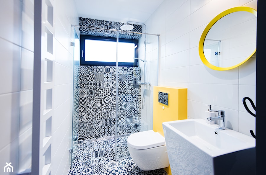 Island - Mała łazienka z oknem, styl nowoczesny - zdjęcie od Concept JO ANA
