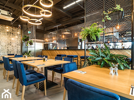 Aranżacje wnętrz - Wnętrza publiczne: Restauracja 62 Bar & Restaurant - Wnętrza publiczne, styl nowoczesny - Q2Design. Przeglądaj, dodawaj i zapisuj najlepsze zdjęcia, pomysły i inspiracje designerskie. W bazie mamy już prawie milion fotografii!