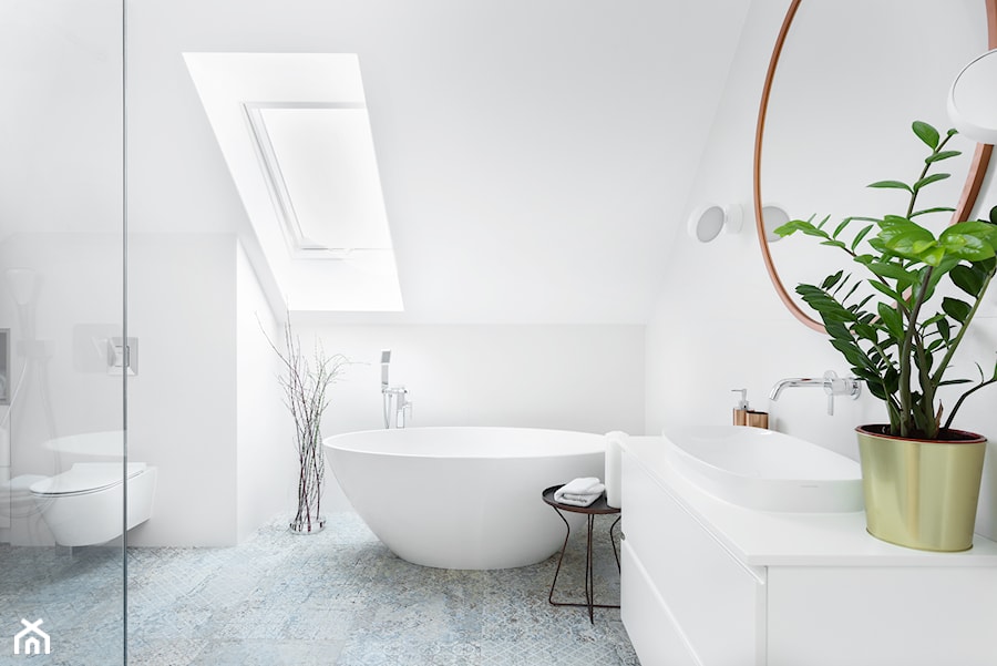 biała łazienka - zdjęcie od Maciejewska Design