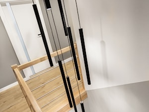 Dom jednorodzinny - Średni szary hol / przedpokój, styl nowoczesny - zdjęcie od Maciejewska Design